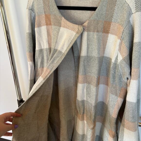 Liz Claiborne Plaid Fall Cardigan Long Soft Sweater Barncore Modest Neutral 2X - Picture 4 of 11